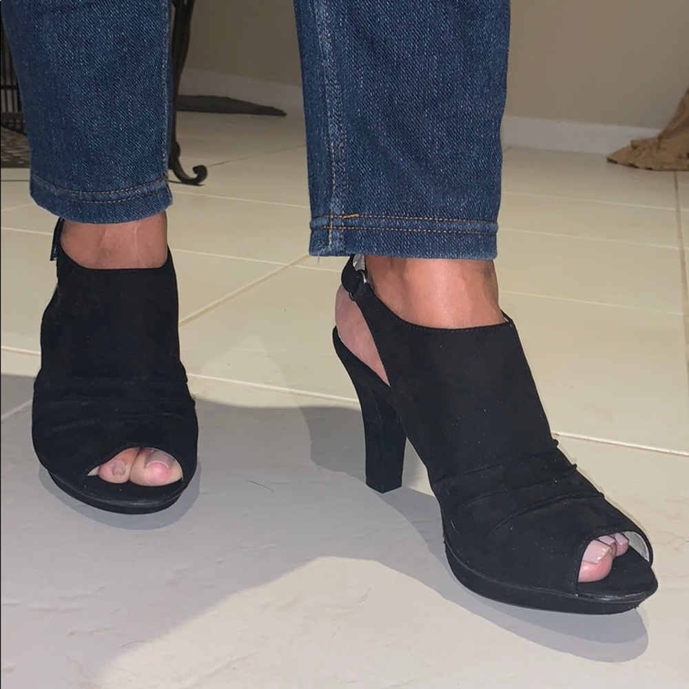 Naturalizer Peep Toe Heels
